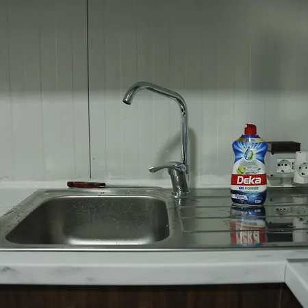 公寓 Mahane 地拉那