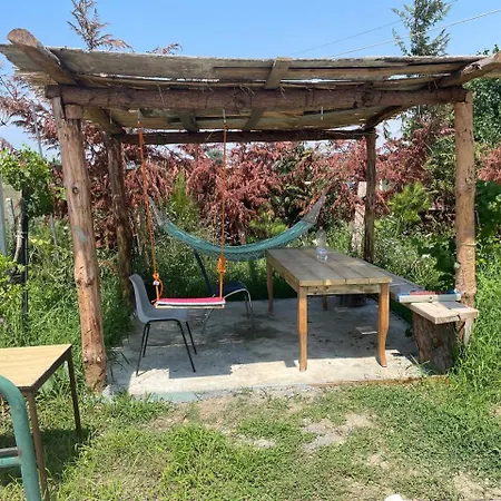 Апартаменты Mahane Тирана