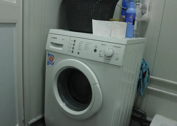 Mahane * טיראנה